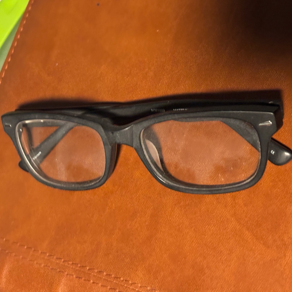 Free when bundled
3 optical eye glasses - Picture 2 of 5